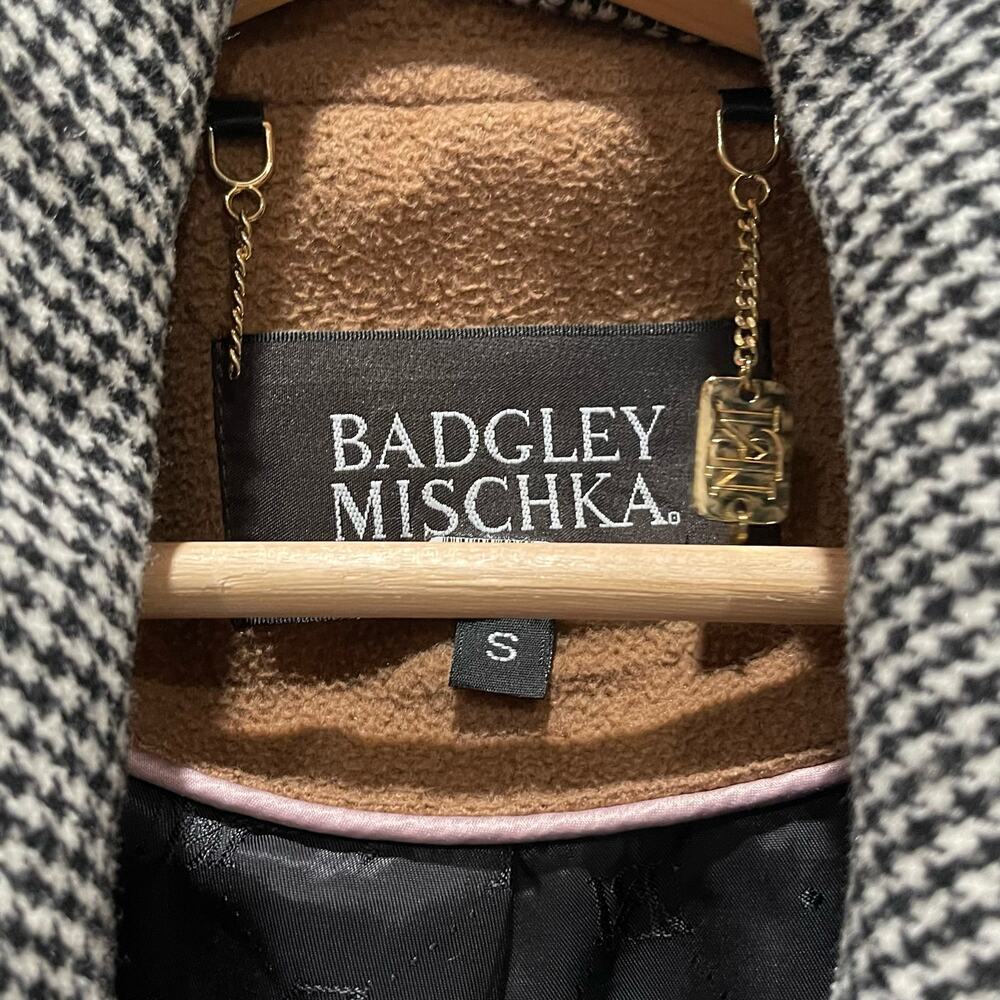 Badgley Mischka Camel Houndstooth Coat Size Small‎ - Picture 6 of 10